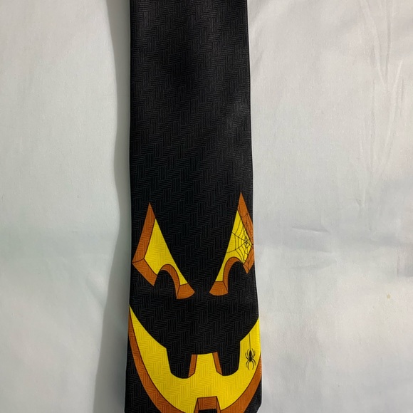 Addiction Halloween Themed Tie - Picture 2 of 4